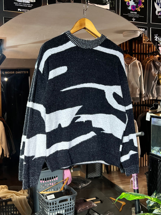 ZEBRA SWEATER