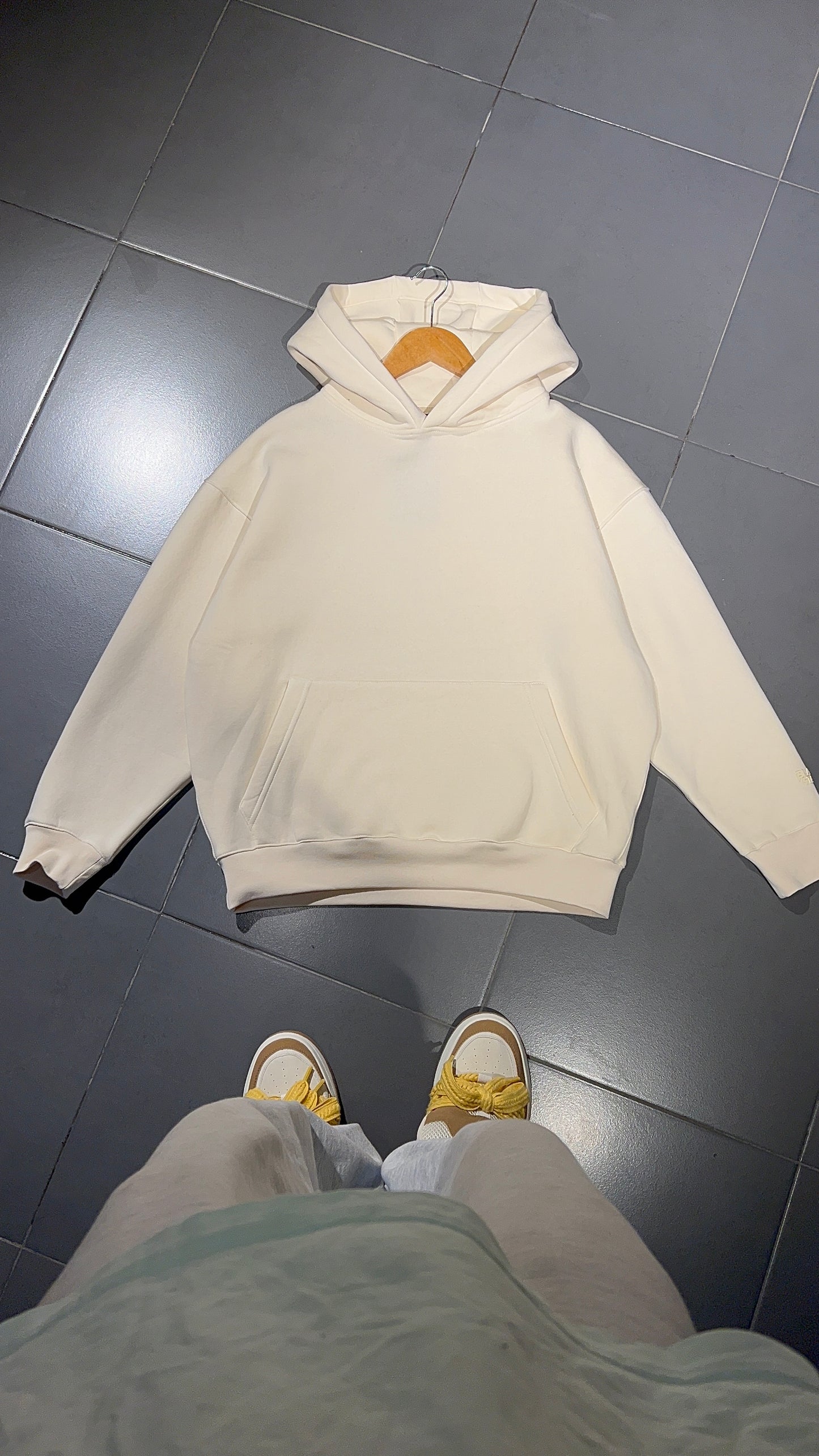 HOODIE BLACK STARS BASIC