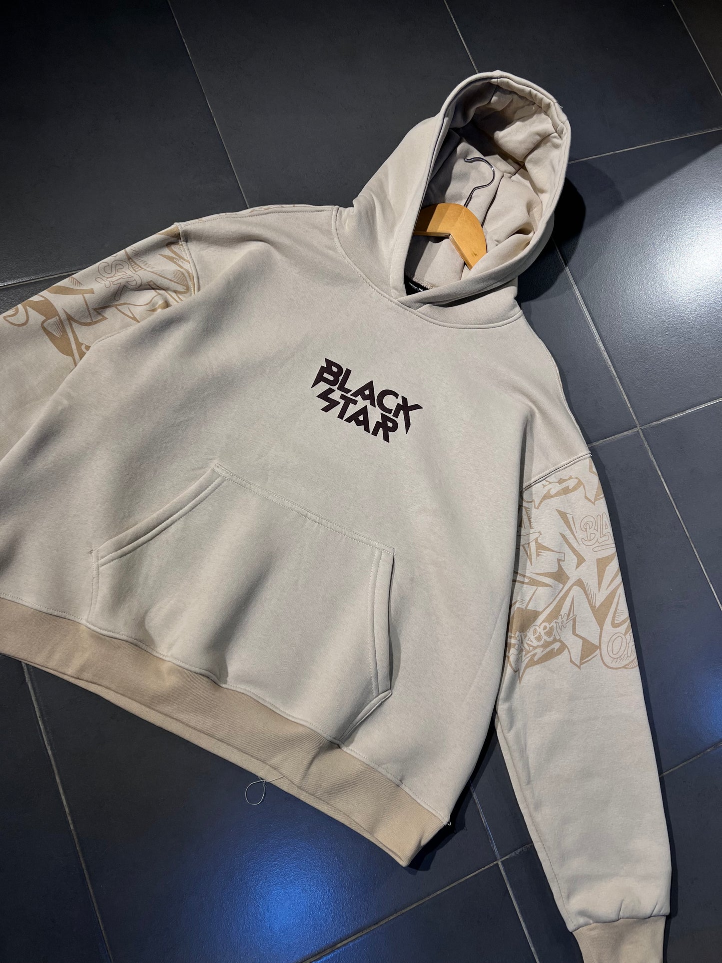 HOODIE BLACK STARS1