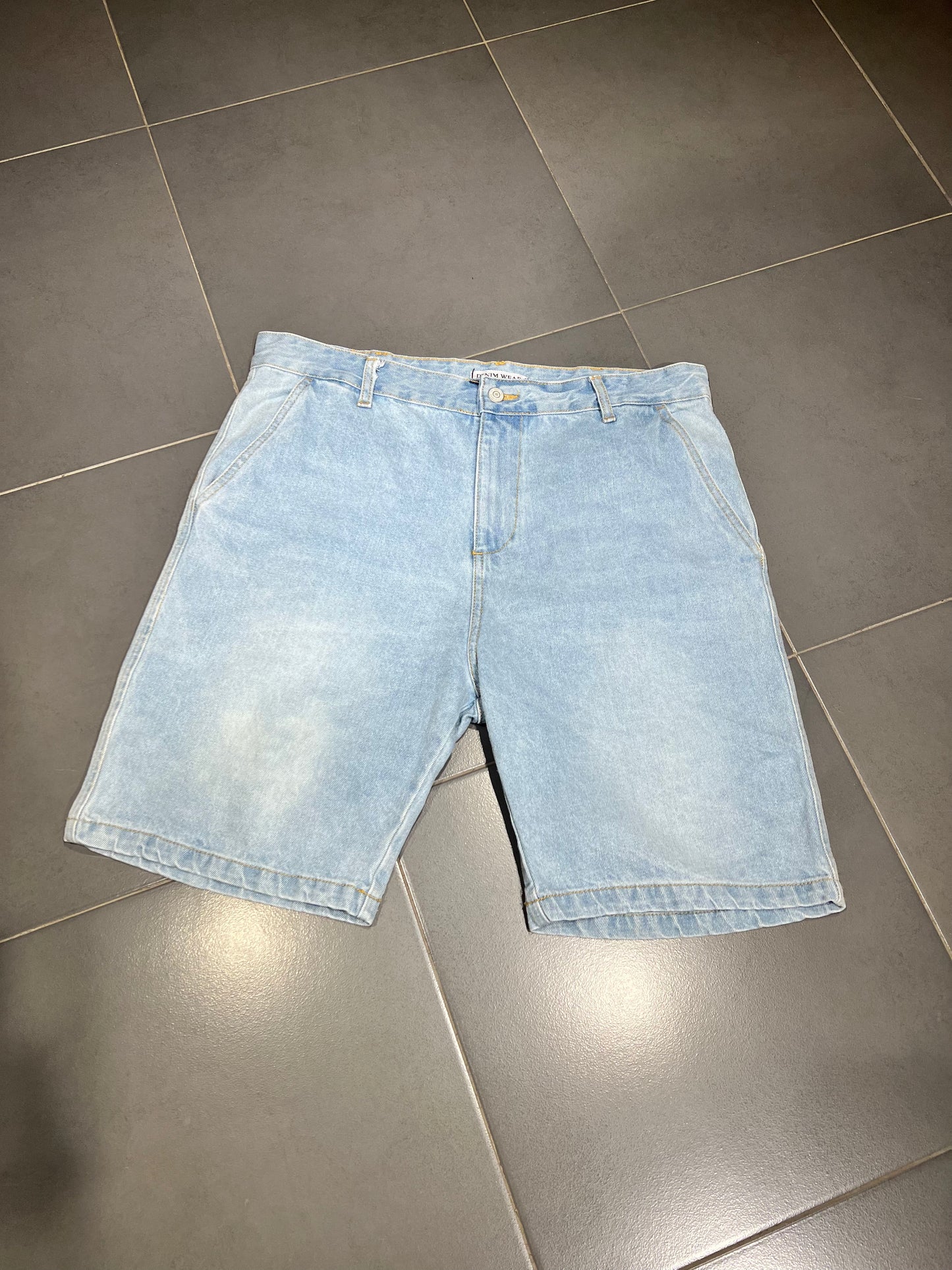 SHORT-JEANS SS3-24