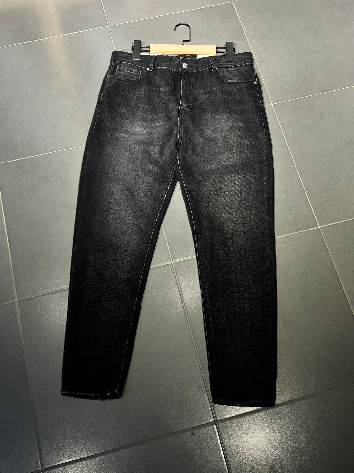 BOYFRIEND DARK CLR
