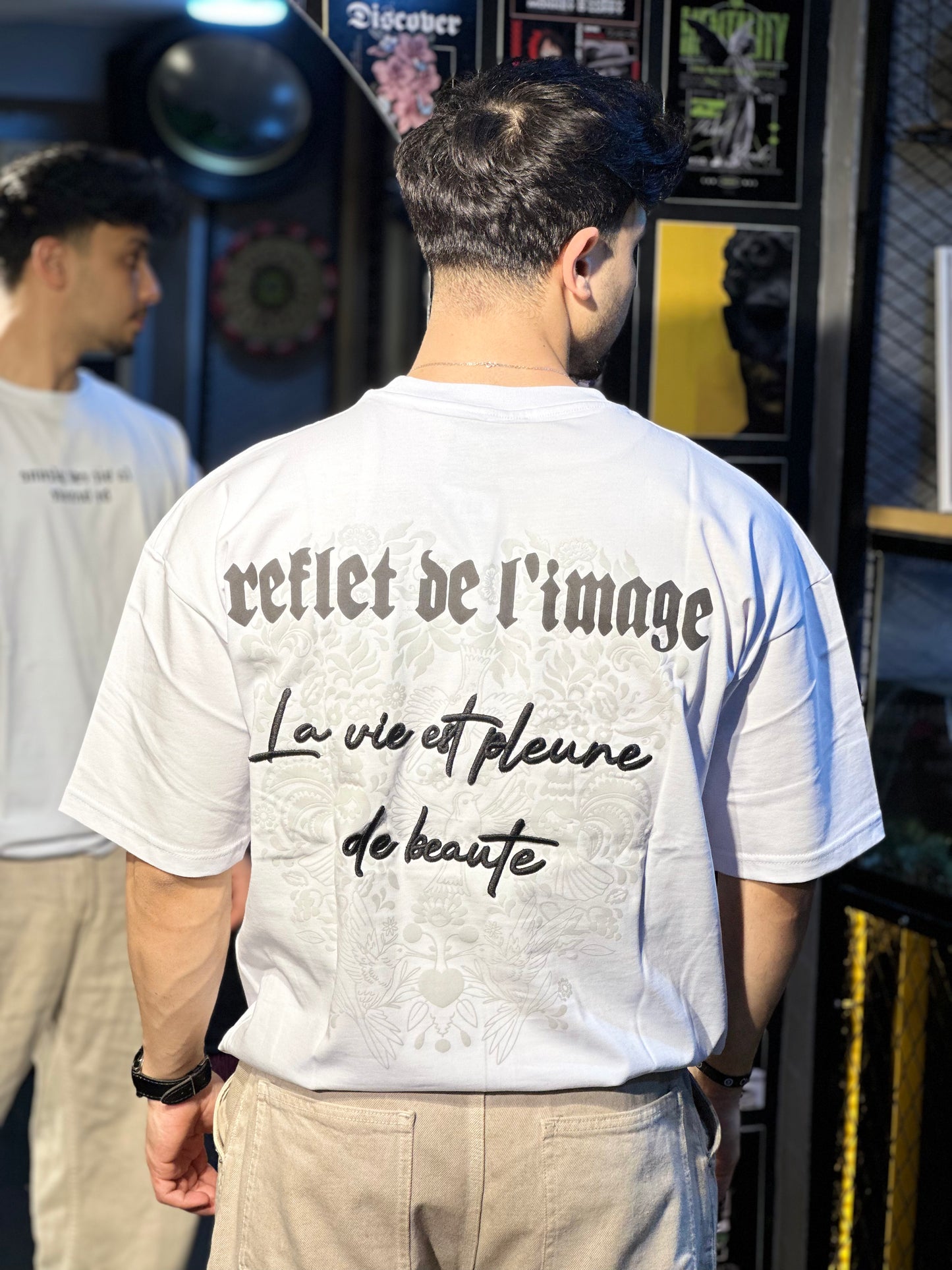 LA VIE EST PLEUNE DE BEAUTE