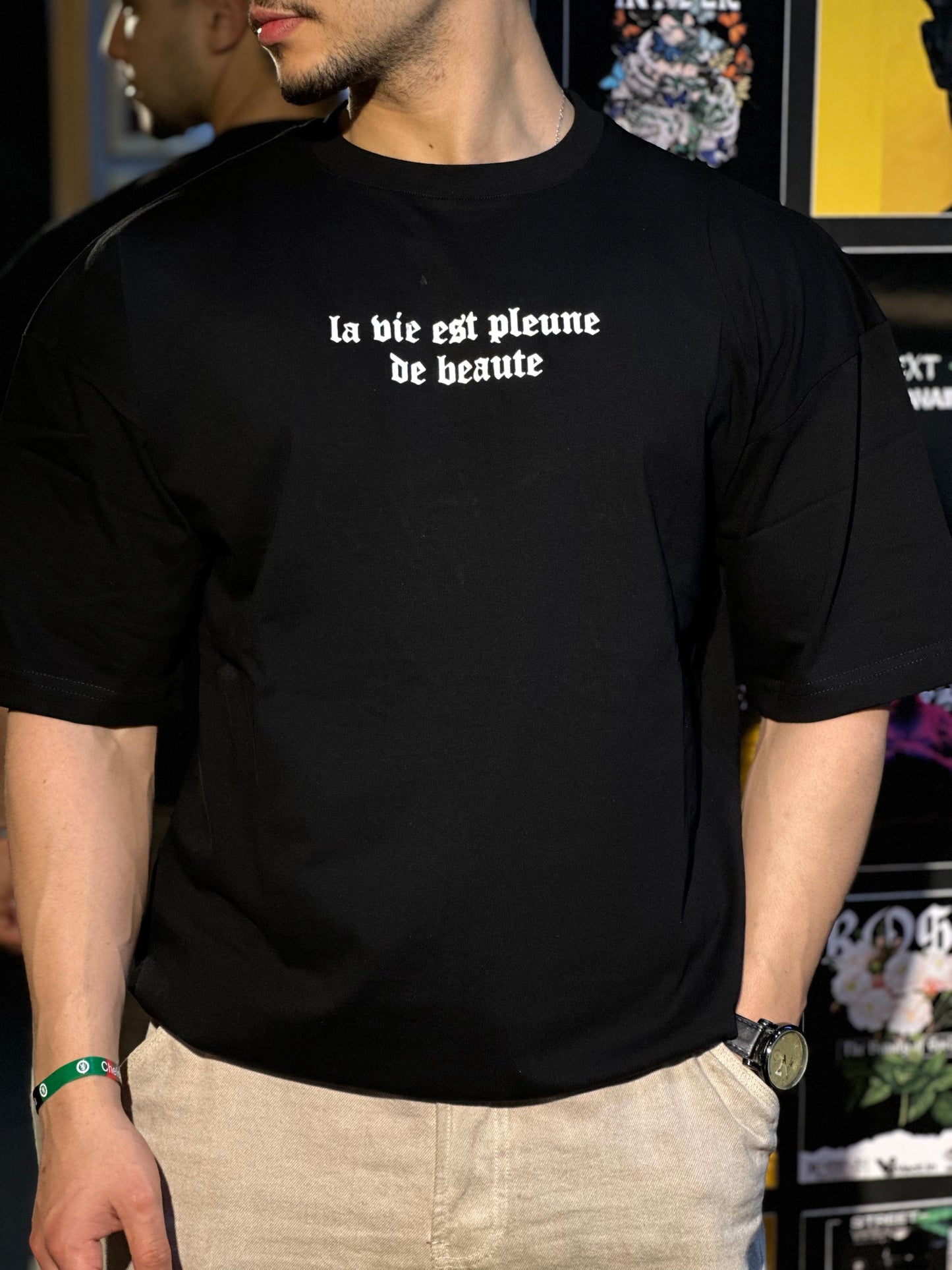 LA VIE EST PLEUNE DE BEAUTE