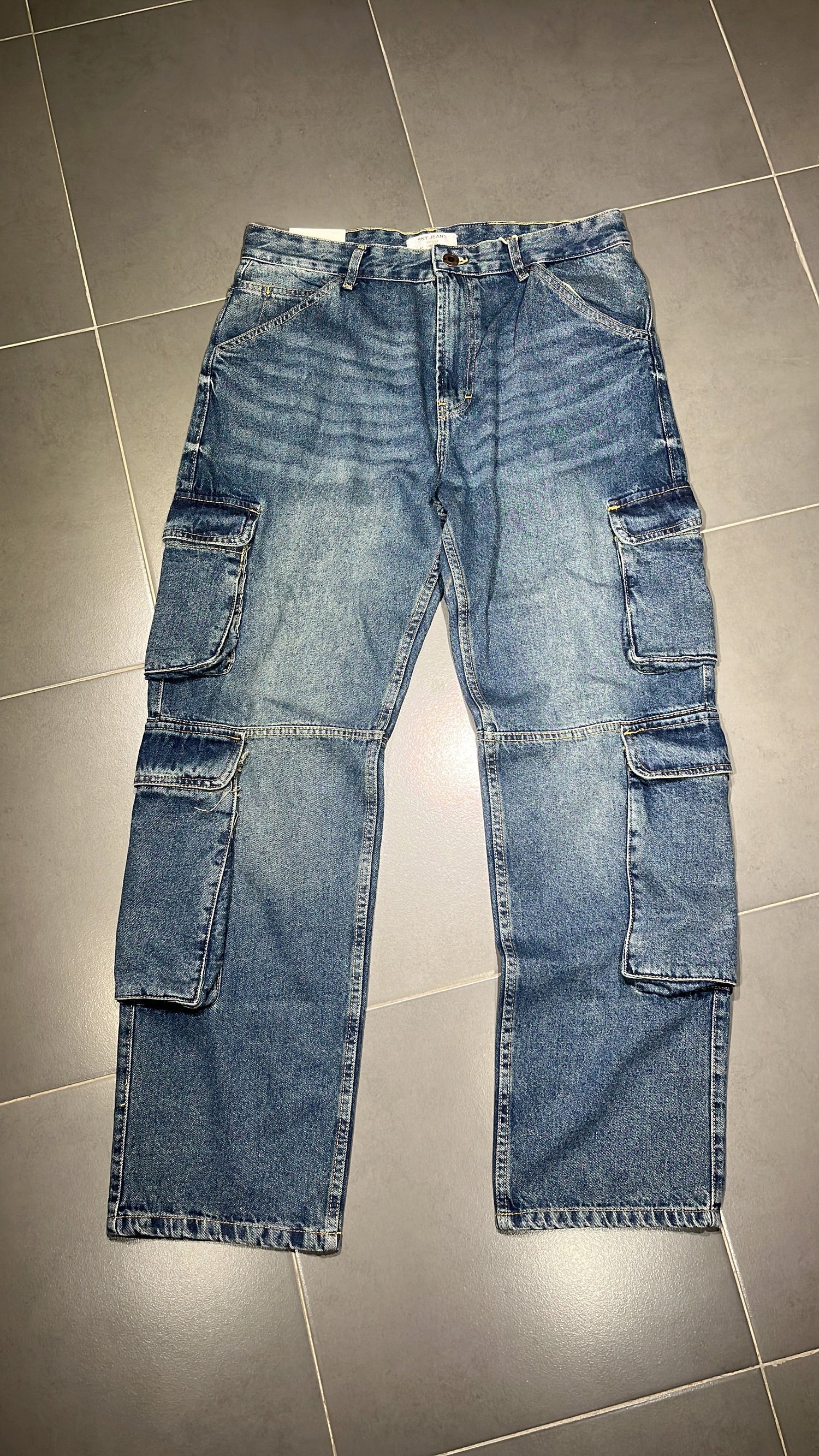 CARGO TROUSERS