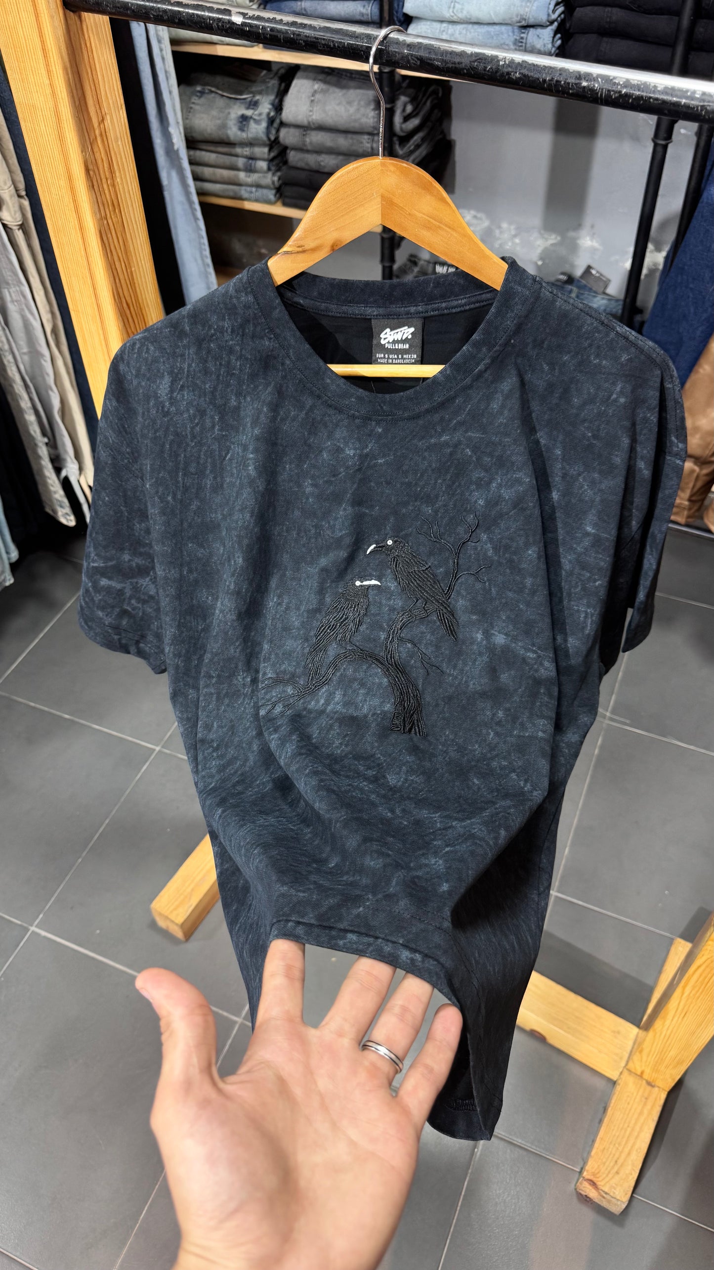 CROW TEE