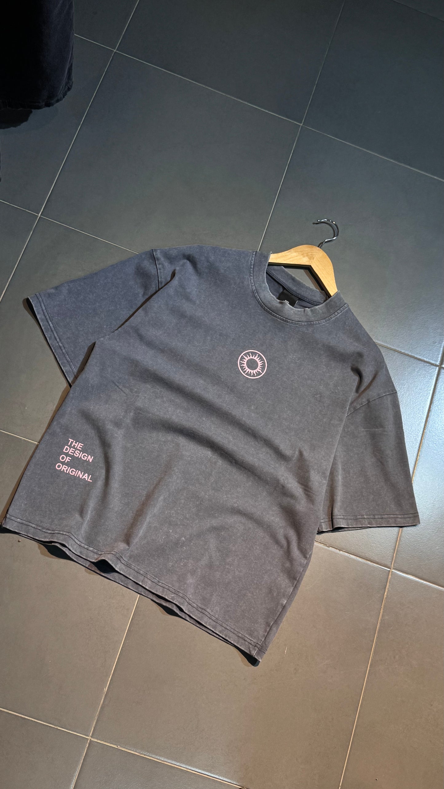 NIKKA TEE